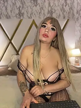 ValeriaCarter live cam on StripChat