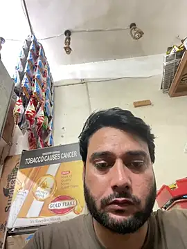 vbrawn01 (Ask my age) - अँधेरी रात में दीया तेरे हाथ में
