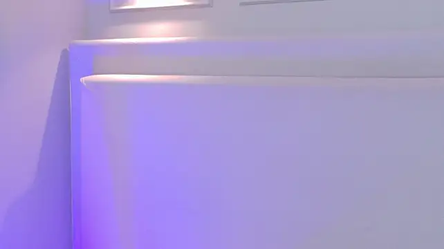 NaomiKlarc live cam on StripChat