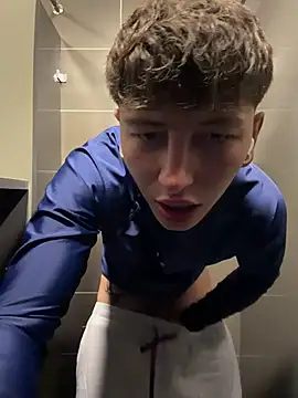 ARON_LUXX webcam
