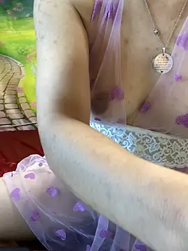 sweethanajapanese live cam on StripChat