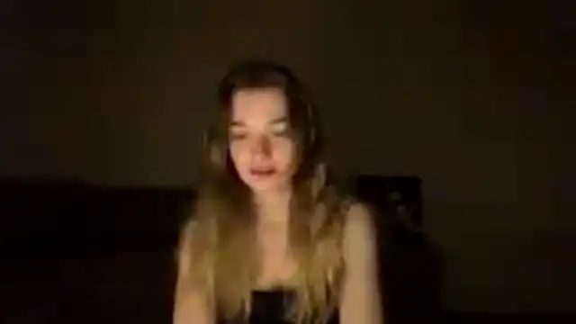 CoraJamerson live cam on StripChat