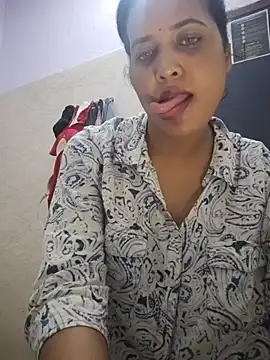 cute_radhikaa