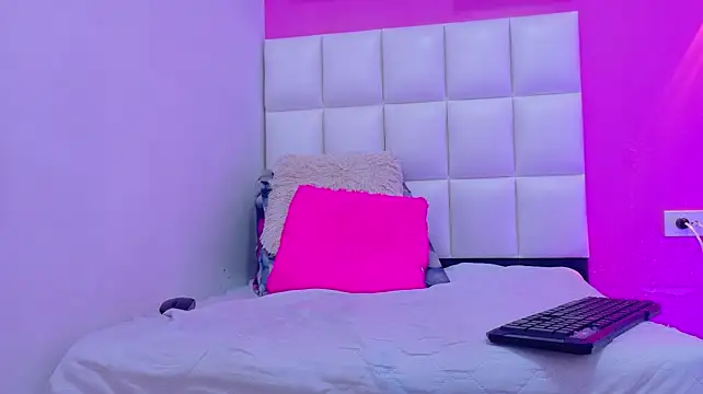 Christy_hot69 live cam on StripChat