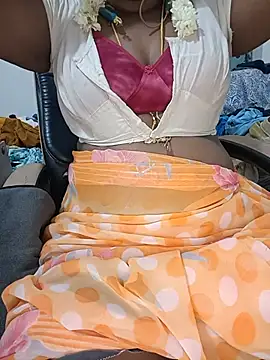 tamil-hotwife (F milf) - Asshow💦💦💦👈👈