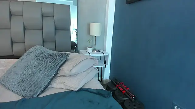 Charlie___Musk live cam on StripChat
