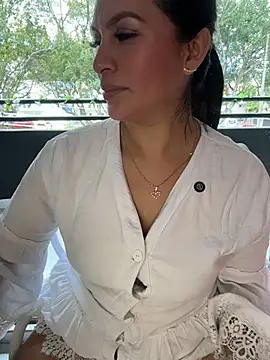 sofia_convers (F milf) - make me feel u in my pussy🥵🔥