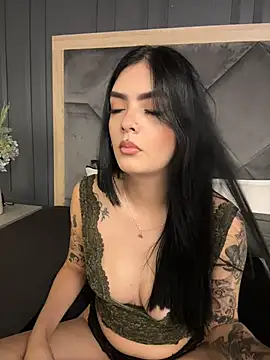 AliceRitter live cam on StripChat