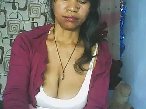 nene_belle live cam on StripChat