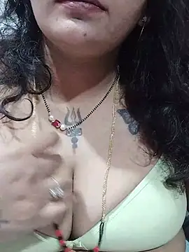 Mass_madhu live cam on StripChat