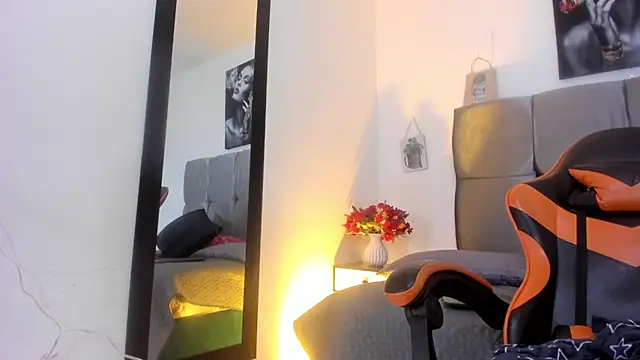Ariel_star1 live cam on StripChat