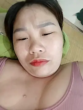 -Nani_ live cam on StripChat