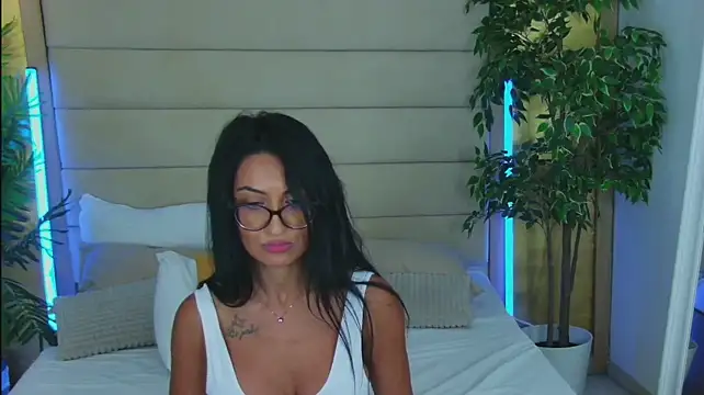 NikkiStarX