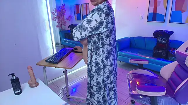 Madame_scarlett live sex cam