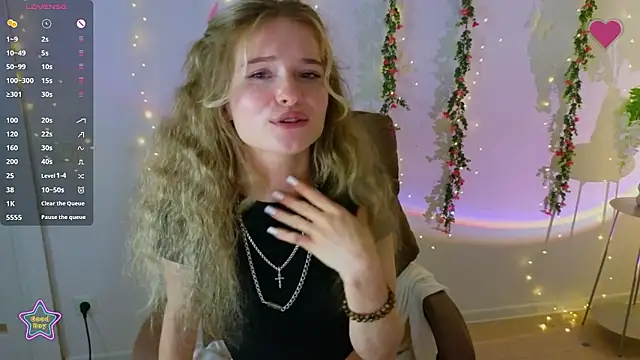 Katyaa_Lover live cam on StripChat