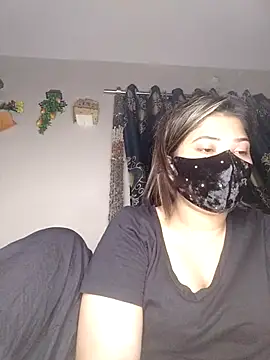 Asamini_12 live cam on StripChat
