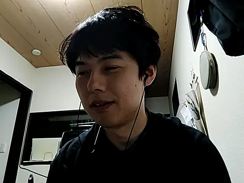 whitebriefboy live cam on StripChat