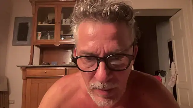 cuchacho live cam on StripChat