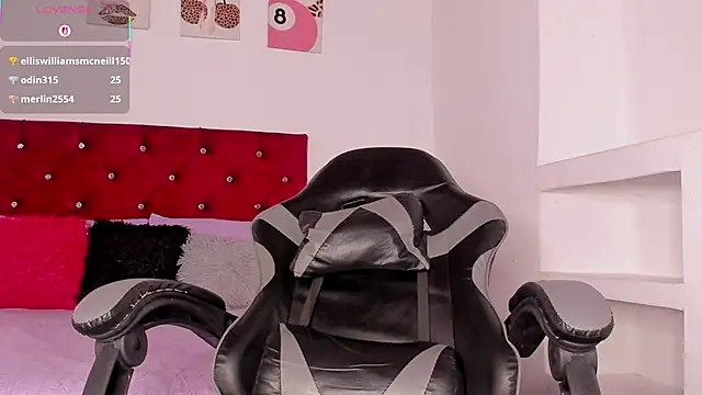Alexxus_Smith live cam on StripChat