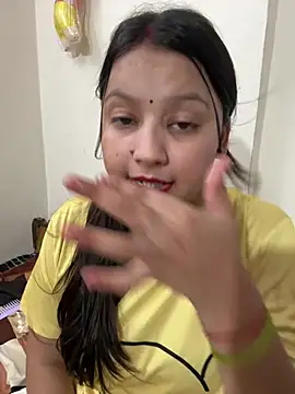 Aarohi_thakur's live stream