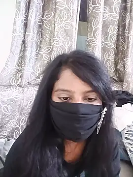 RaatkiRaani69 live cam on StripChat