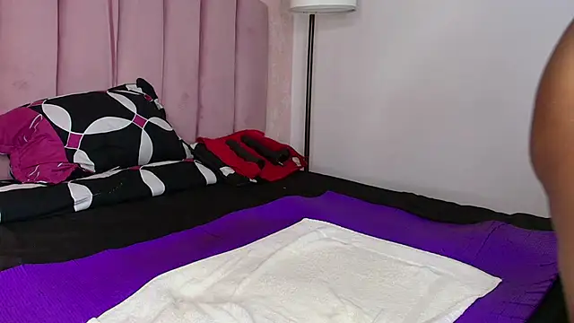 hallybans (F young) - Make me squirt so bad😈