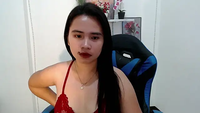 Slutty_Lauraxx
