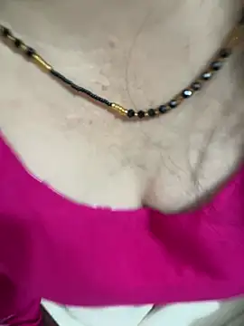 anshika_arya (F milf) - Hyyy Guys