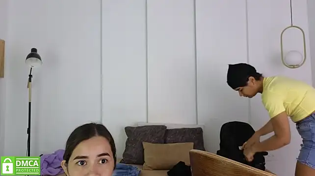 sexychanell_18 (G young) - drink squirt