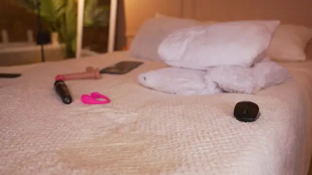 ashley_jones9 (F young) - blowjob