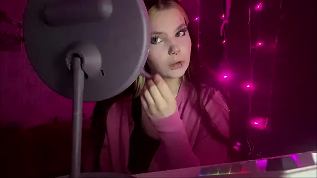 AuldNinth live sex cam