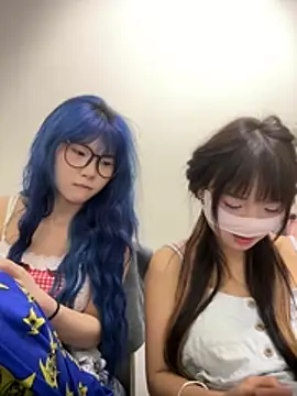 rocket-girl stripchat