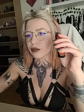 divine_eve