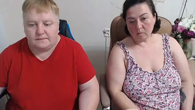 Lindy-Jeanie live cam