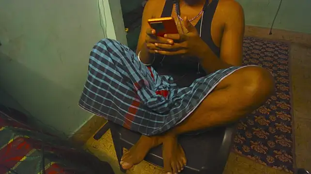 Tamil_KDD live cam on StripChat