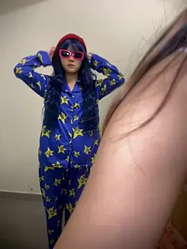 Rocket-Girl live sex cam