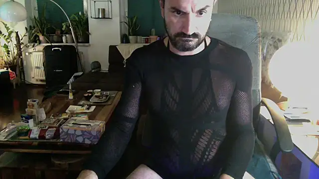 tomz0819