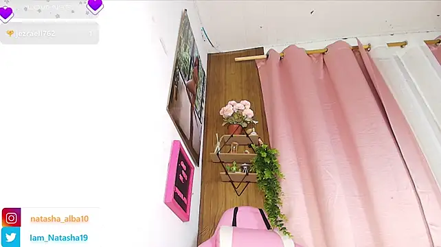 NatashaEgnath live sex cam