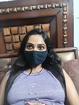 Yours-Bebo live cam on StripChat