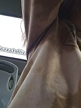 Mari-98 live cam on StripChat