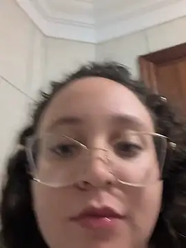 Gia_Bluexxx live cam on StripChat