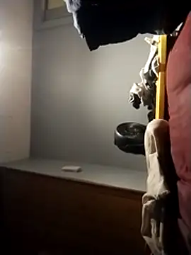 AceticPinscher live cam on StripChat