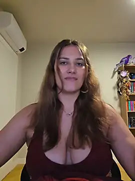 MiaRides19 live cam on StripChat