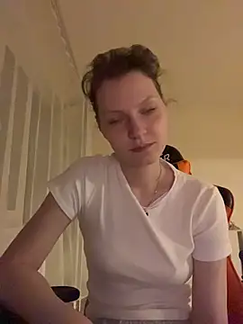 MaryHiggins live cam on StripChat