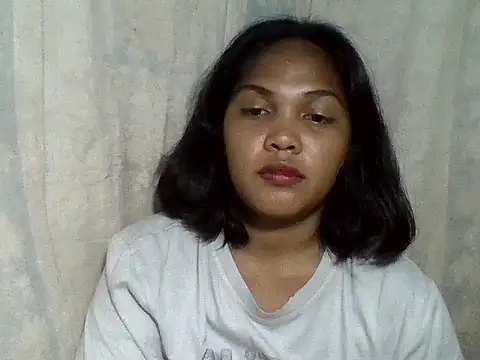 sweetlexypinay19 live cam on StripChat