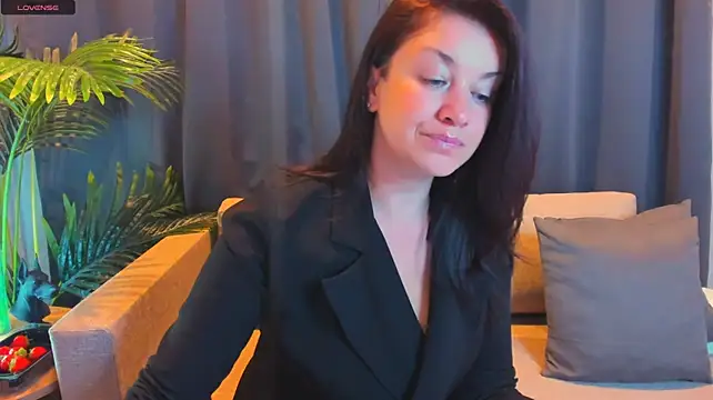 AnaMills live cam on StripChat