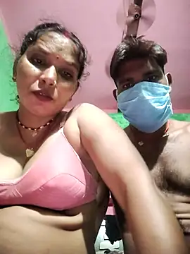 hott_lakshmi (G young) - Hi