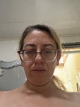 miss_hanna07 live cam on StripChat
