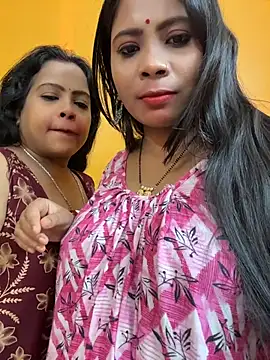 RedQQueen webcam