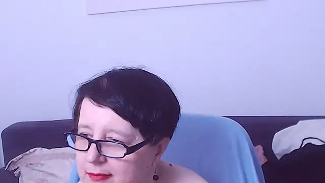 ChristaRose live cam on StripChat